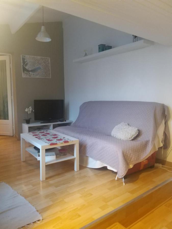 Gite T2 Avec Grande Piscine Lejlighed Villeneuve-la-Comptal Eksteriør billede